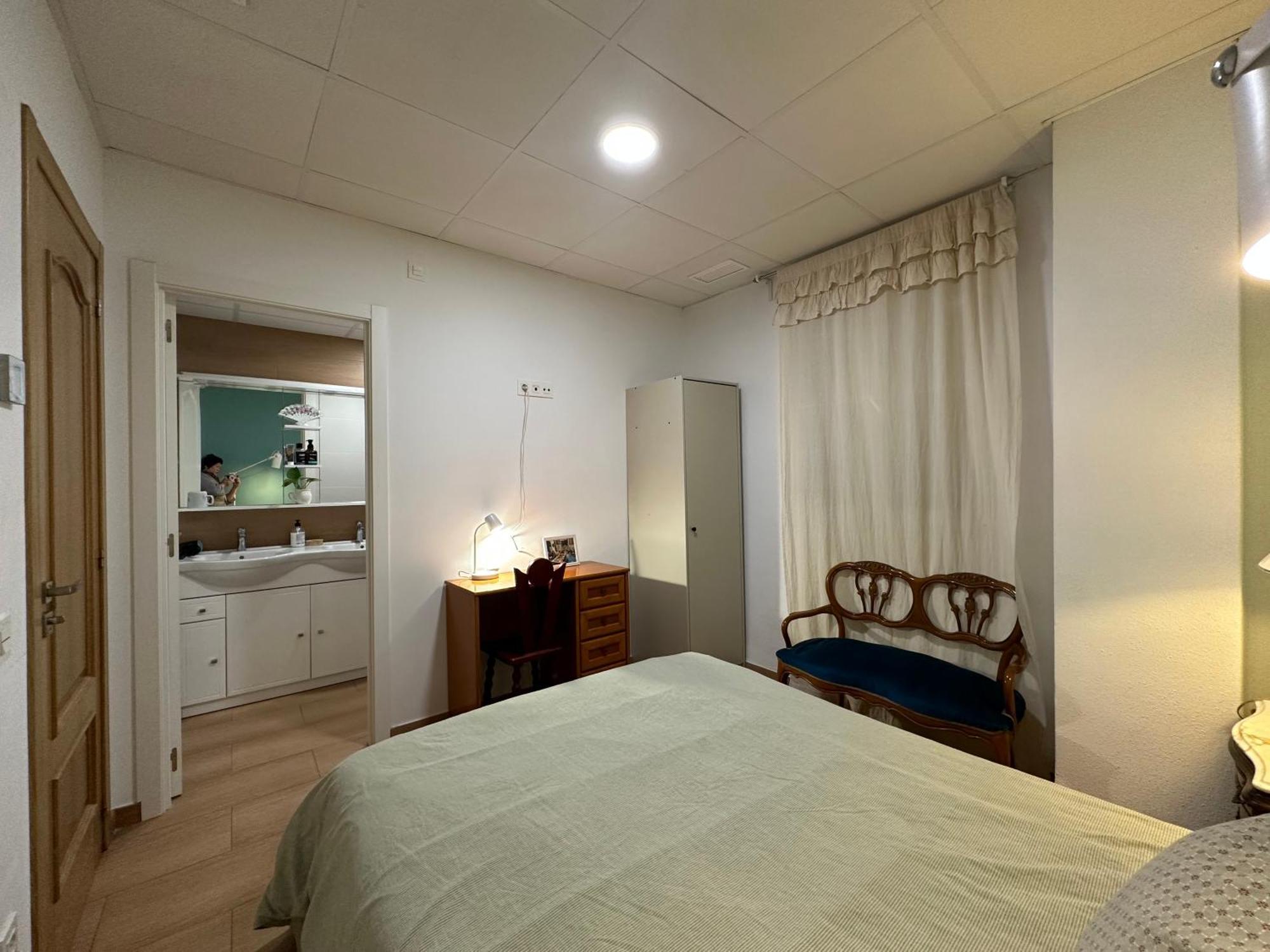 Mirador 1 Del Mercado Central - Habitacion Con Bano Privado En El Centro De La Ciudad Vella Valenza Esterno foto