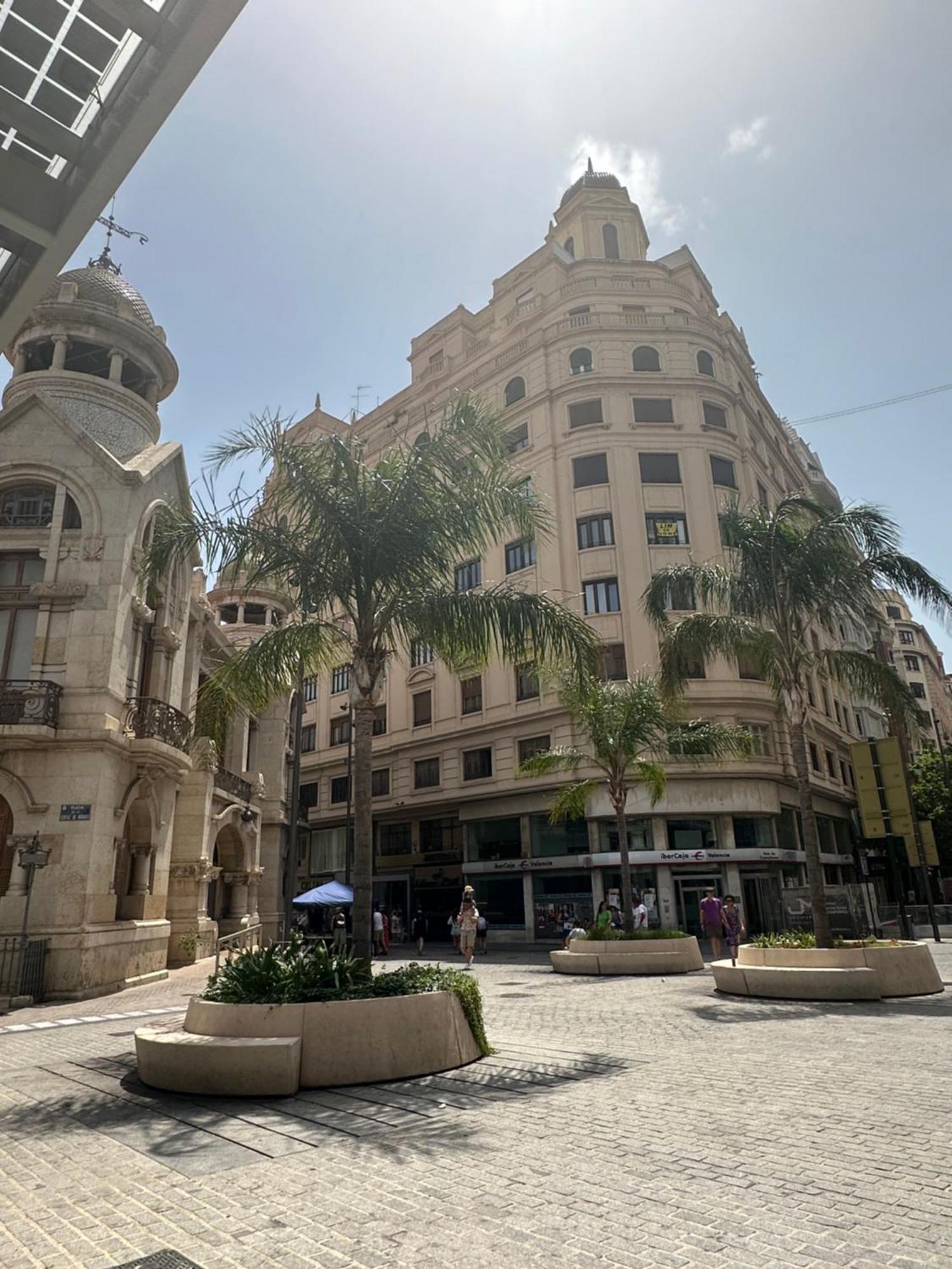 Mirador 1 Del Mercado Central - Habitacion Con Bano Privado En El Centro De La Ciudad Vella Valenza Esterno foto