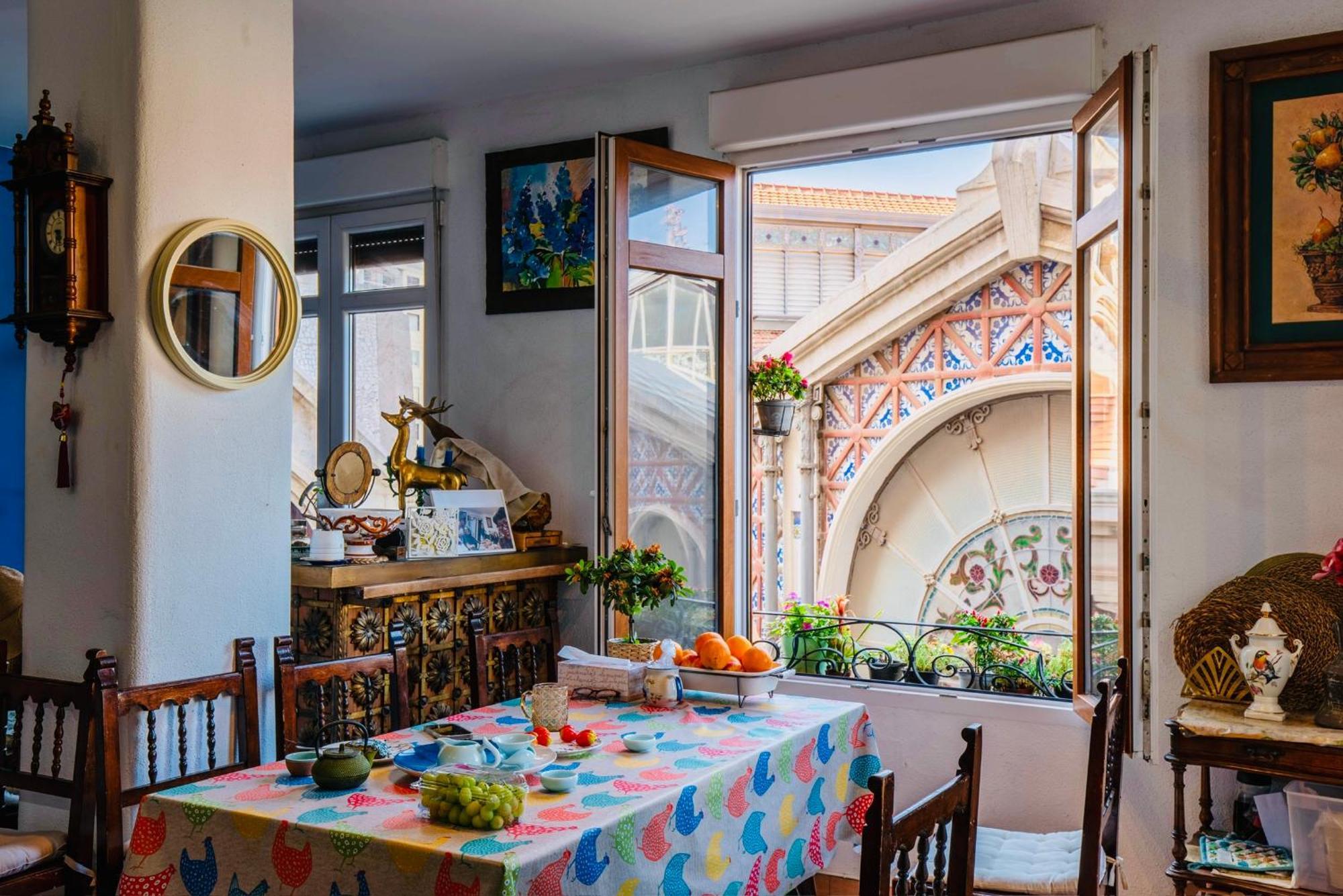 Mirador 1 Del Mercado Central - Habitacion Con Bano Privado En El Centro De La Ciudad Vella Valenza Esterno foto